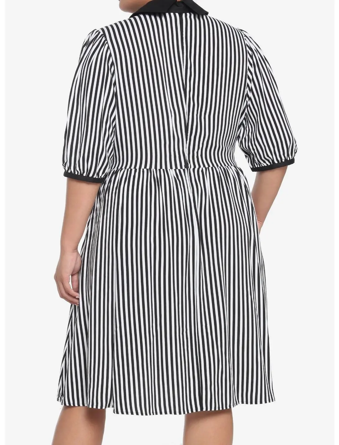 HUNIVERS Black & White Stripe Bow Retro Dress Plus Size 5 HUNIVERS Black & White Stripe Bow Retro Dress Plus Size - Image 3