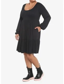 HUNIVERS Black Tiered Long-Sleeve Dress Plus Size -Sweaters And Cardigans Sales 18780426 av1