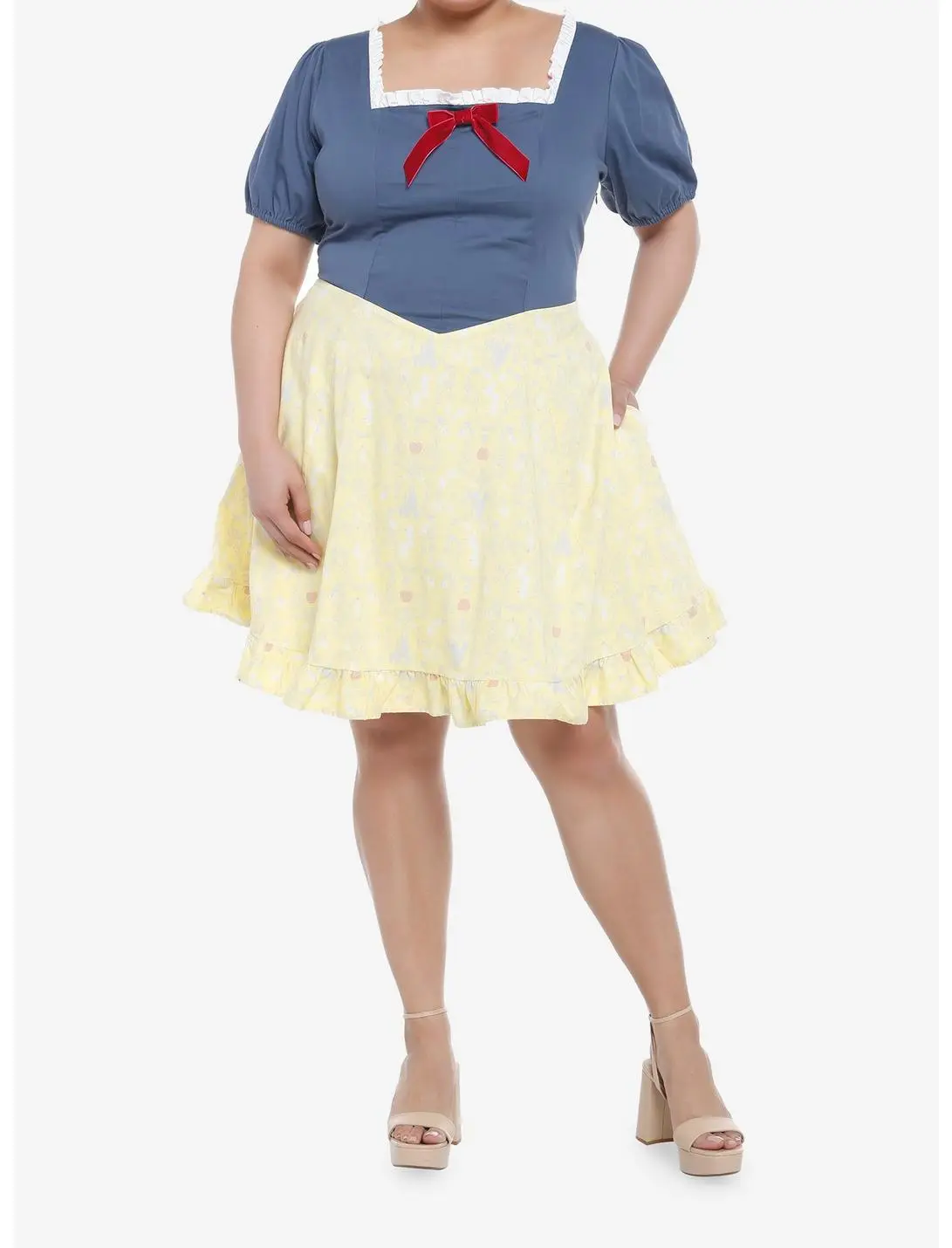 HUNIVERS Her Universe Disney Snow White And The Seven Dwarfs Sweetheart Dress Plus Size 4 HUNIVERS Her Universe Disney Snow White And The Seven Dwarfs Sweetheart Dress Plus Size - Image 2