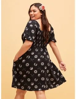HUNIVERS Her Universe Star Wars Icons Smocked Dress Plus Size -Sweaters And Cardigans Sales 19829265 av2