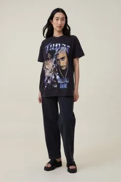 Cotton On Women The Oversized Graphic License Tee -Sweaters And Cardigans Sales 2051910 177 1