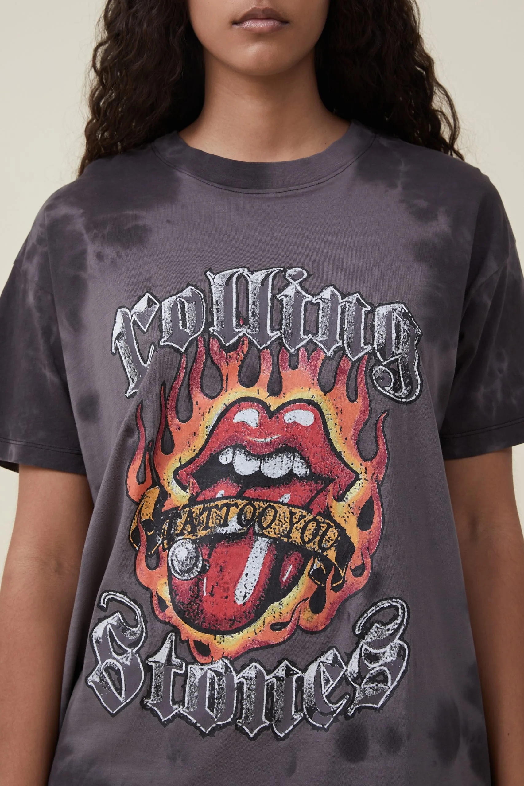 Cotton On Women The Oversized Rolling Stones Tee 6 Cotton On Women The Oversized Rolling Stones Tee - Image 4