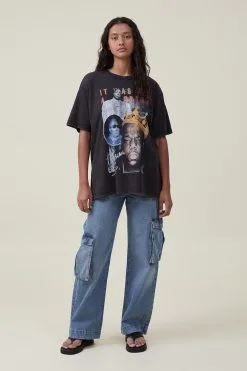 Cotton On Women Boxy Fit Lcn Graphic Tee -Sweaters And Cardigans Sales 2055921 03 1