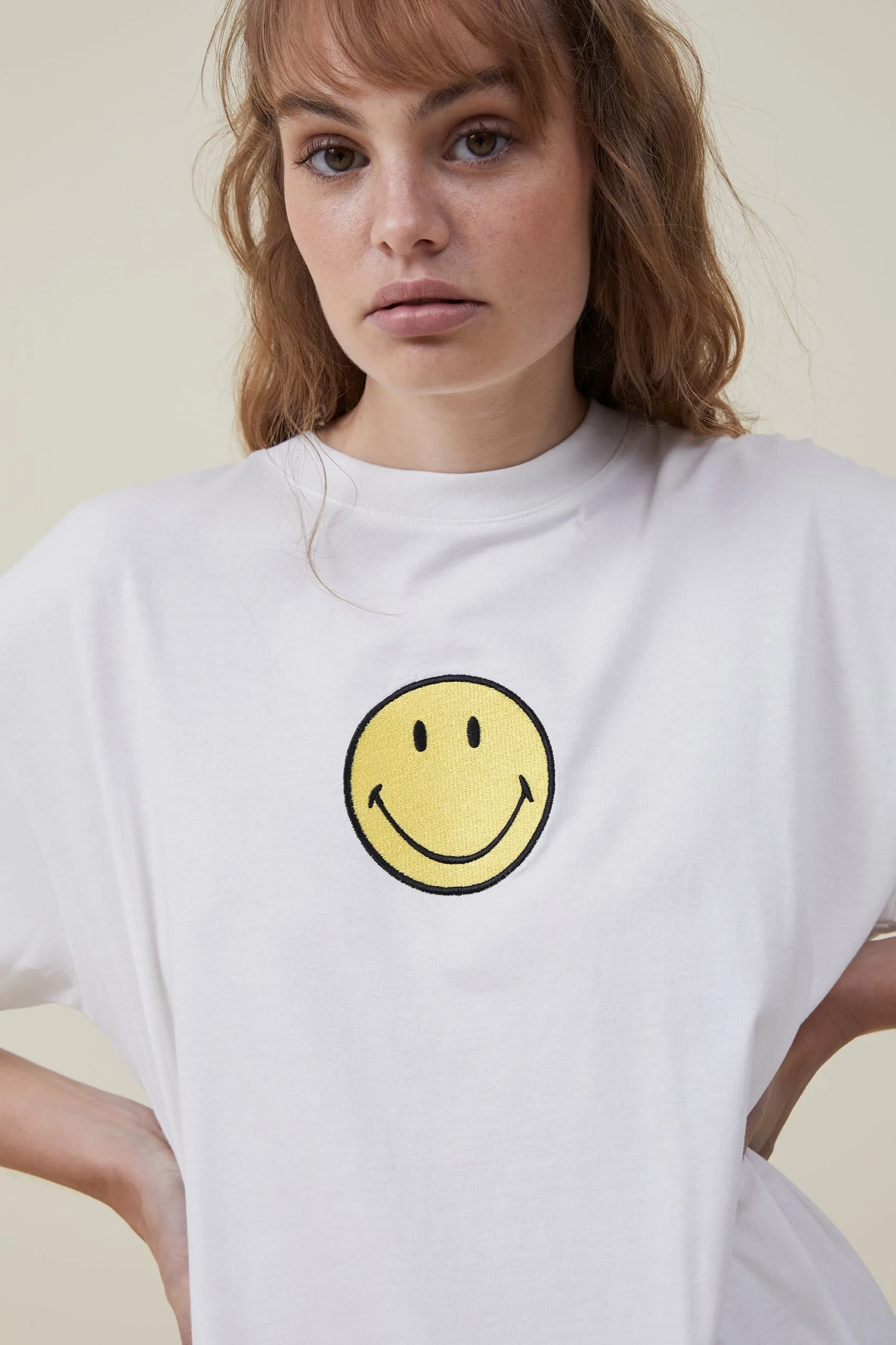 Cotton On Women Lcn Smiley Boyfriend Fit Graphic Tee 4 Cotton On Women Lcn Smiley Boyfriend Fit Graphic Tee - Image 2