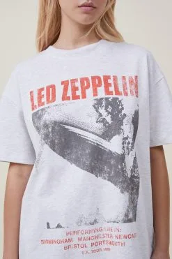 Cotton On Women The Oversized Graphic License Tee -Sweaters And Cardigans Sales 2056339 10 1