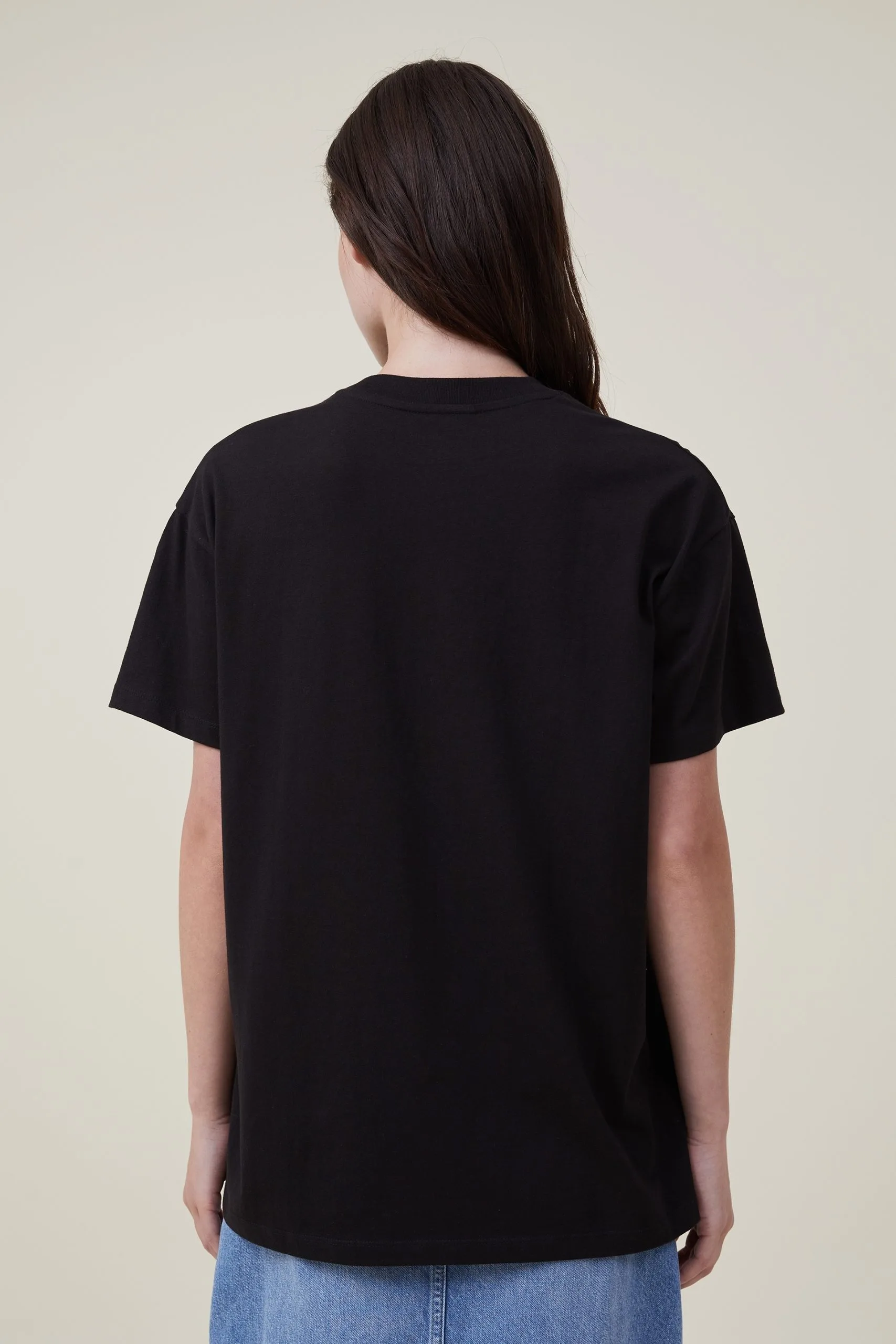 Cotton On Women The Oversized Graphic License Tee 5 Cotton On Women The Oversized Graphic License Tee - Image 3