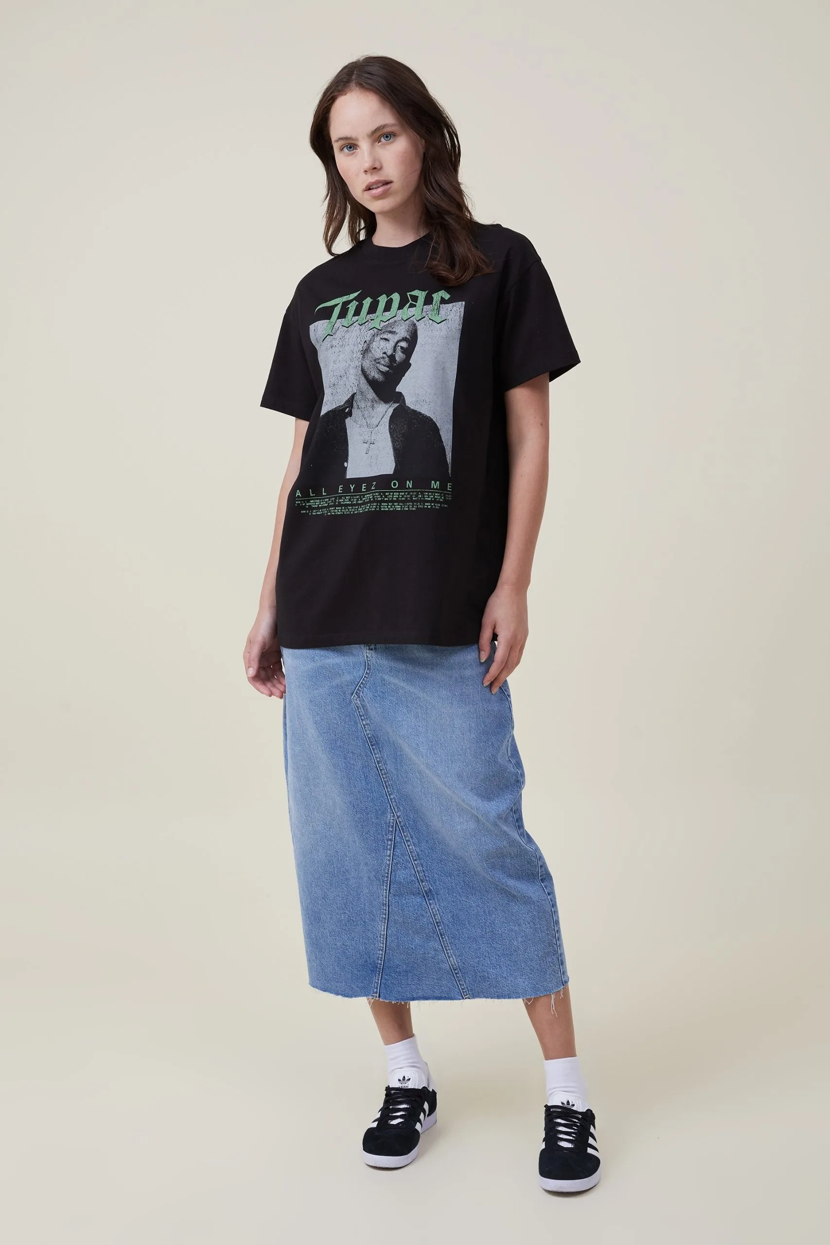 Cotton On Women The Oversized Graphic License Tee 6 Cotton On Women The Oversized Graphic License Tee - Image 4
