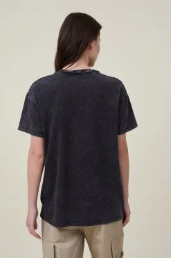 Cotton On Women The Oversized Graphic License Tee -Sweaters And Cardigans Sales 2056339 15 3