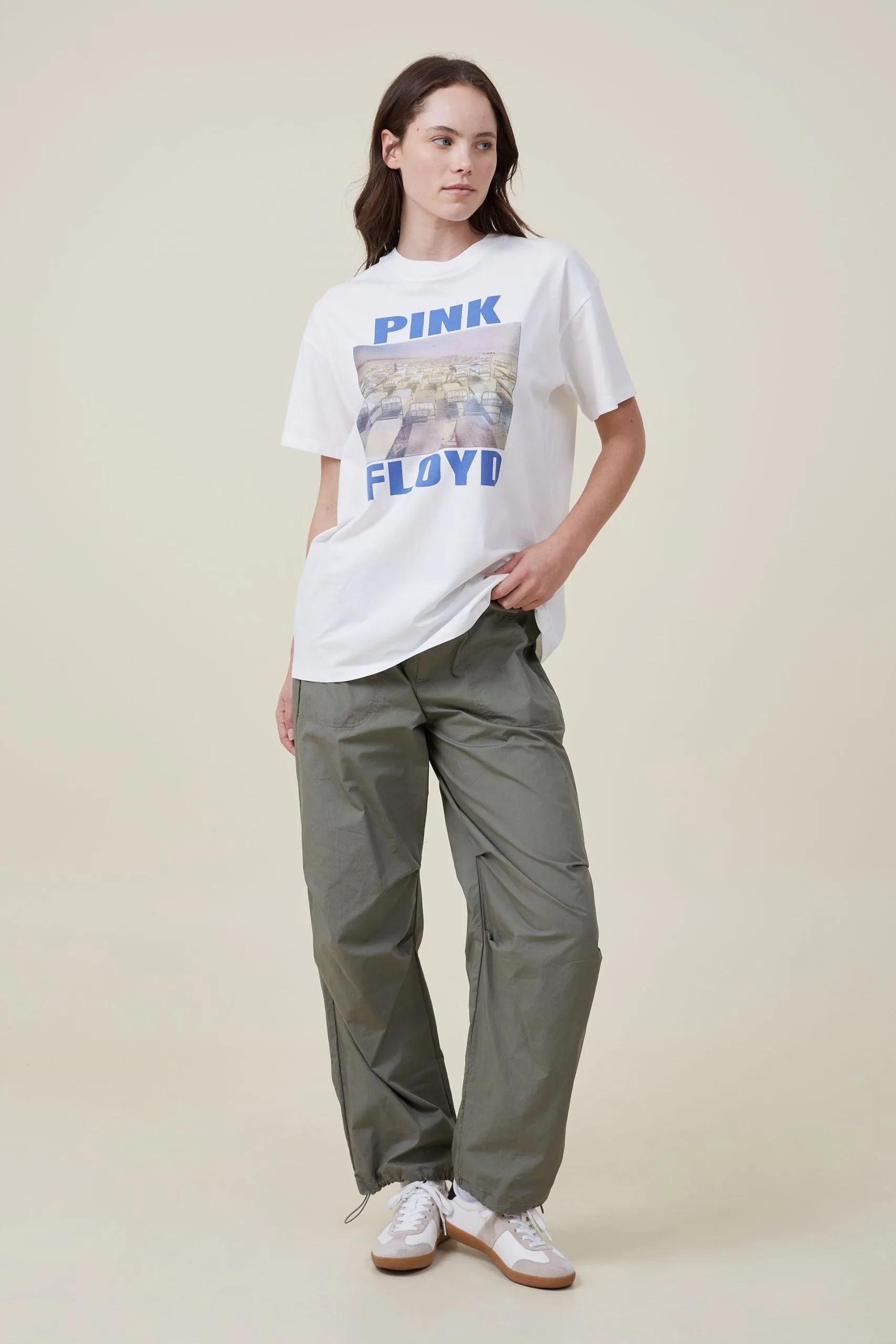 Cotton On Women Oversized Fit Pink Floyd Music Tee 4 Cotton On Women Oversized Fit Pink Floyd Music Tee - Image 2