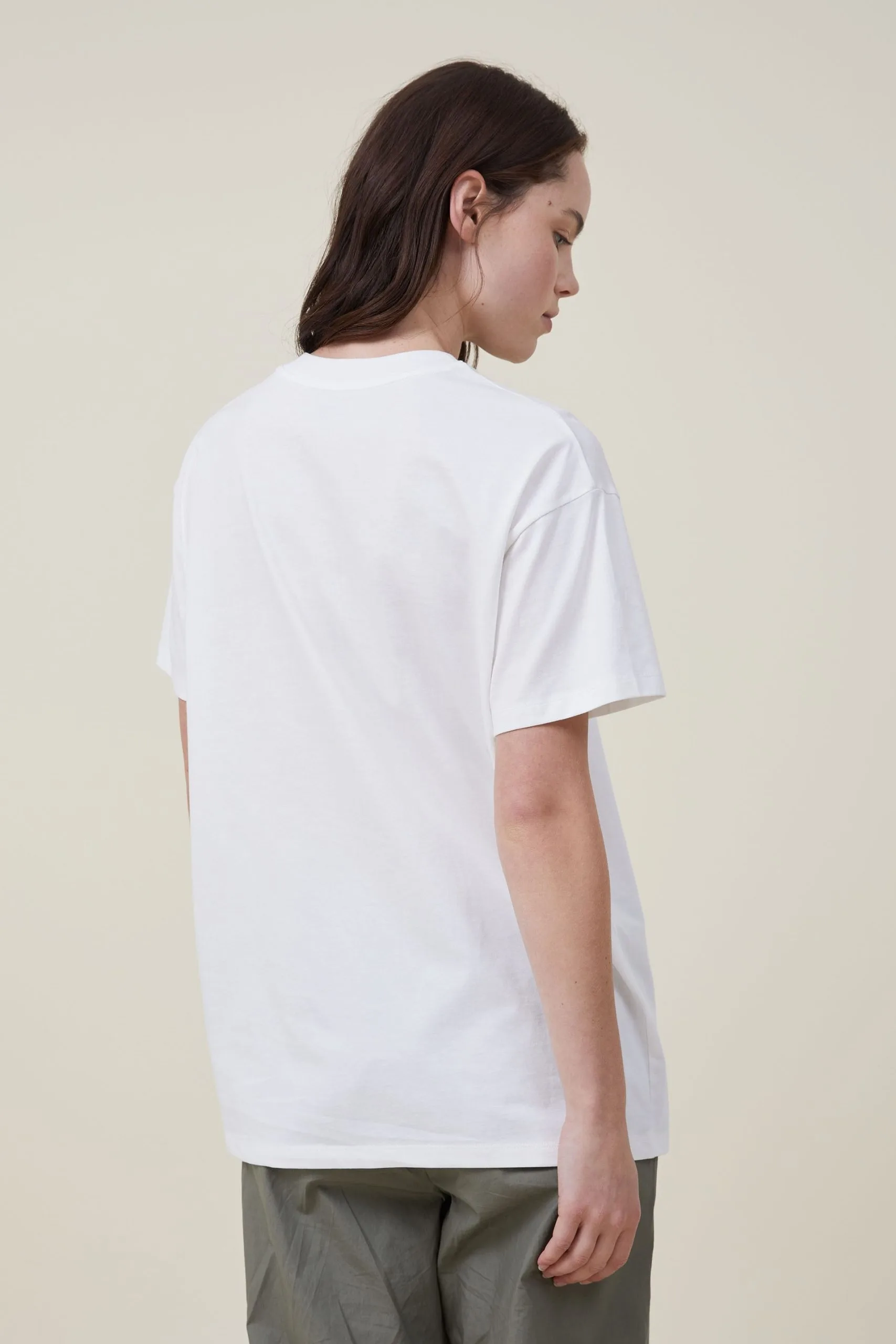 Cotton On Women Oversized Fit Pink Floyd Music Tee 5 Cotton On Women Oversized Fit Pink Floyd Music Tee - Image 3