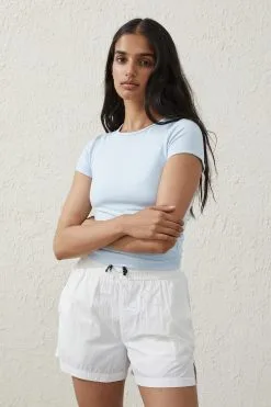 Body Active Woven Short 9 Body Active Woven Short -Sweaters And Cardigans Sales 6335125 03 4