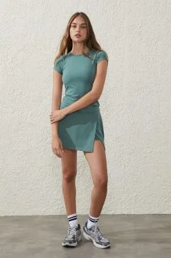 Body Smoothing Side Split Skirt