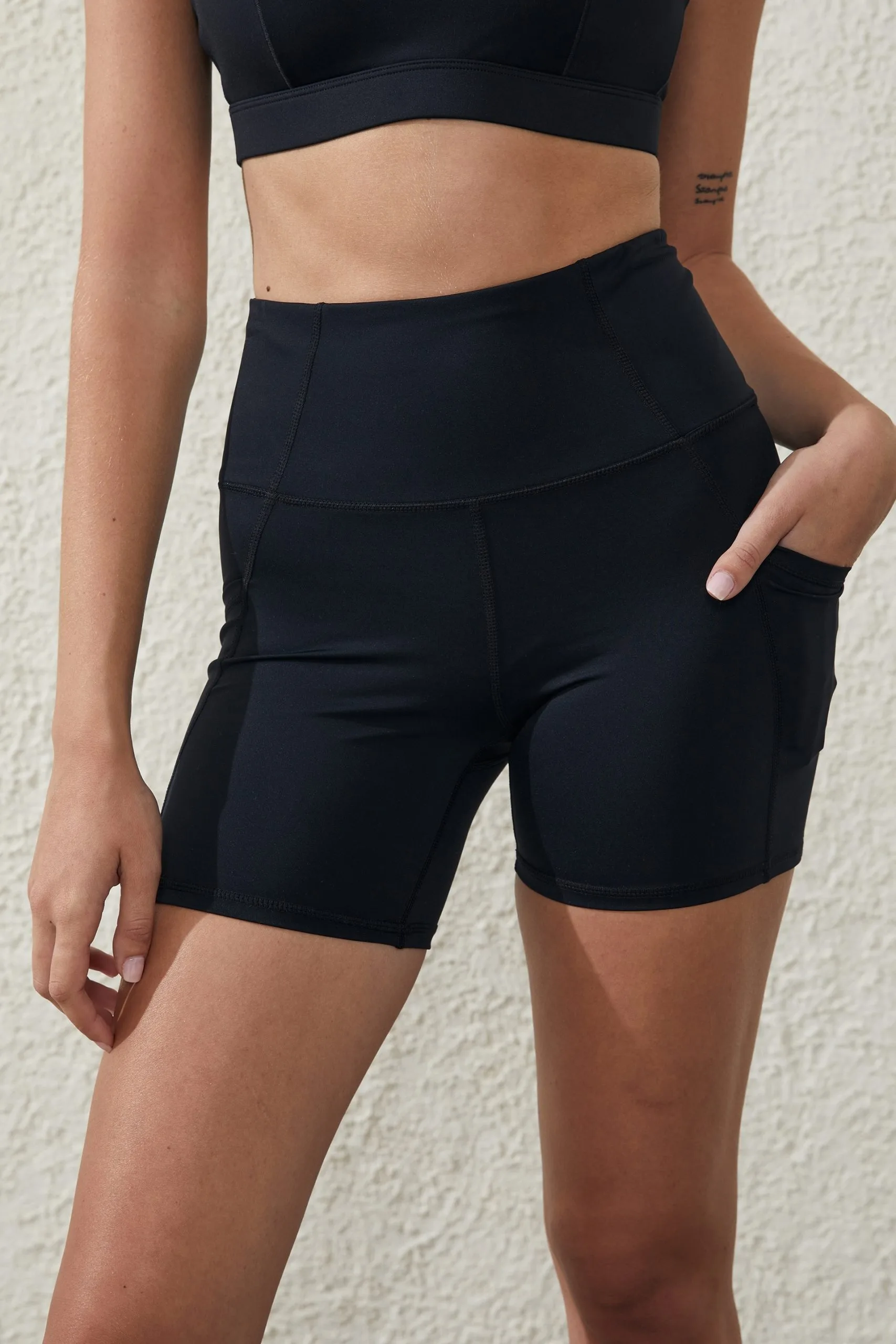 Body Ultimate Booty Shaper Bike Short 7 Body Ultimate Booty Shaper Bike Short - Image 5